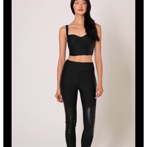 Alo yoga airlift winter warm supermoto top & leggins set